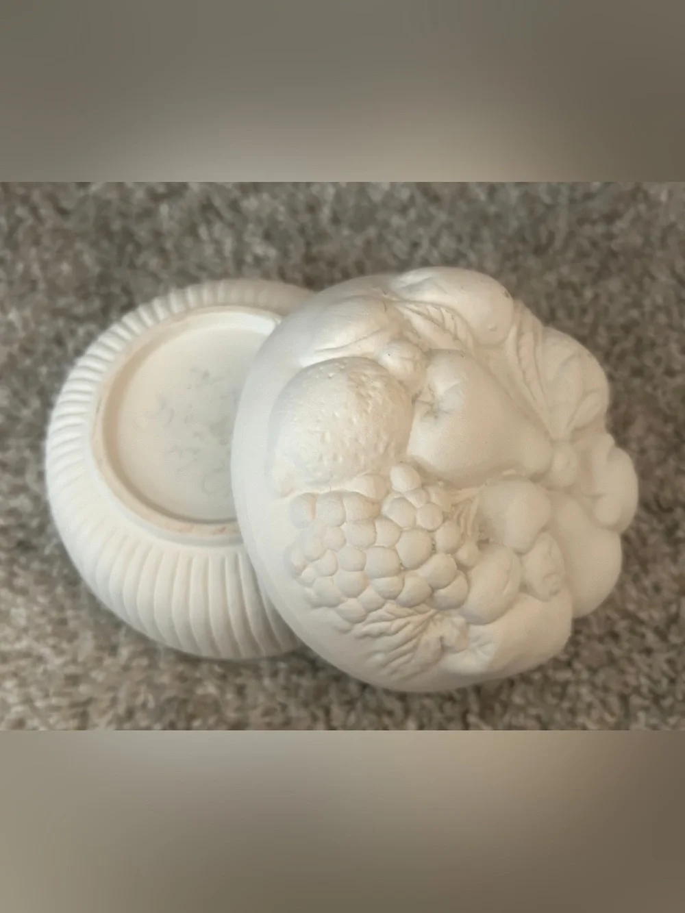 Ceramic Fruit Motif Trinket Box inside is Mint Green